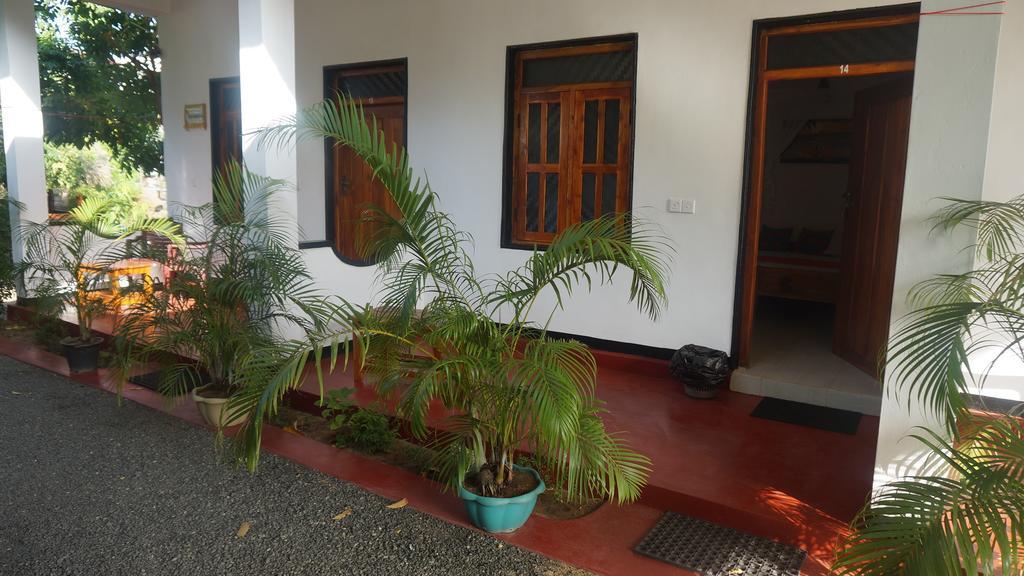 Zimbay Guest House Arugam Bay Kültér fotó