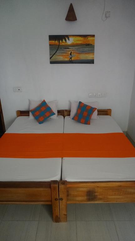 Zimbay Guest House Arugam Bay Szoba fotó