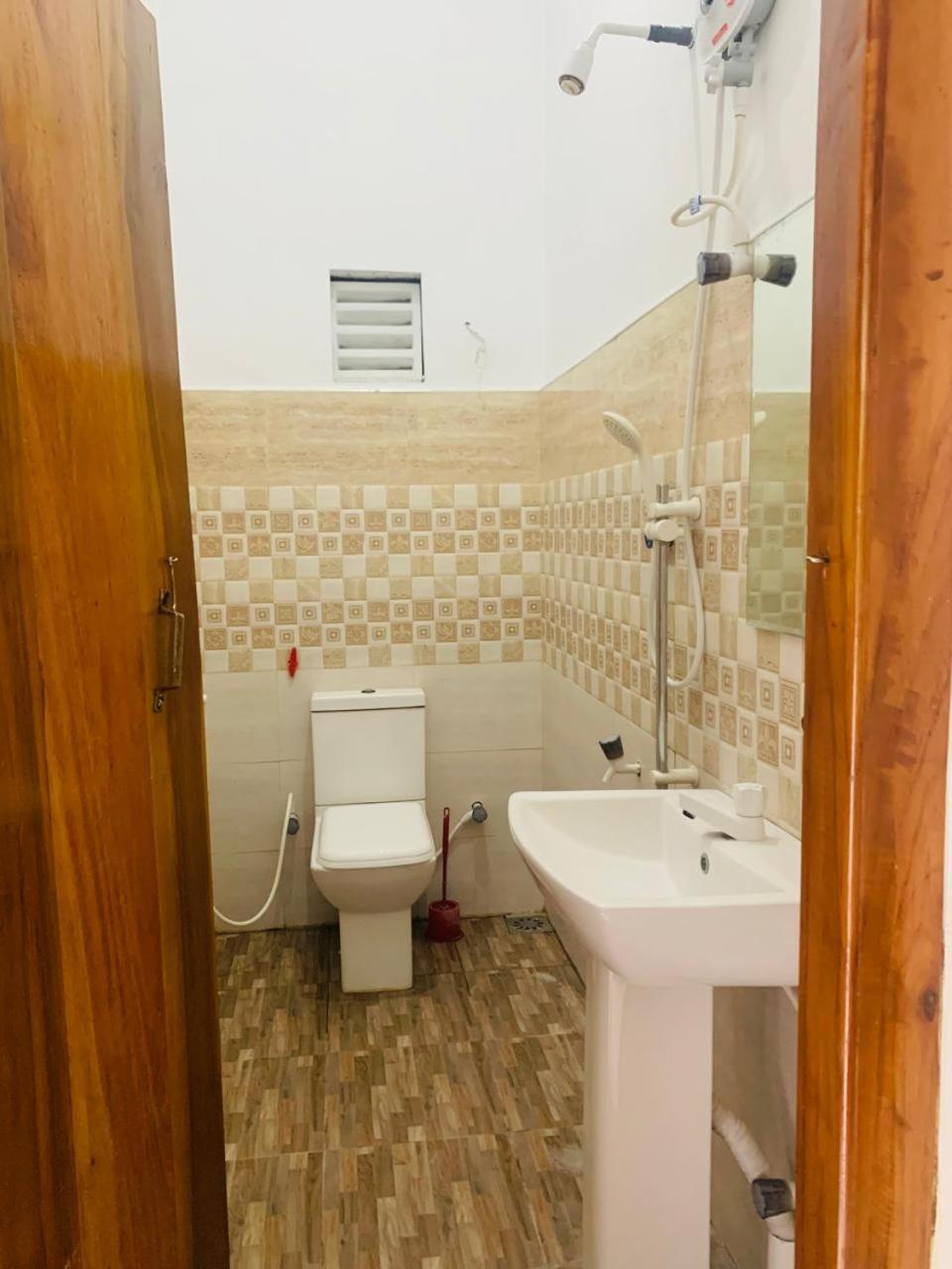 Zimbay Guest House Arugam Bay Kültér fotó